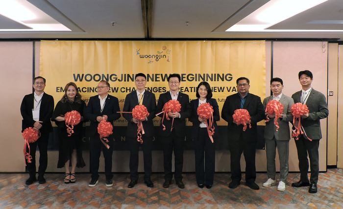 웅진 말레이시아 법인 개소식？단체 사진